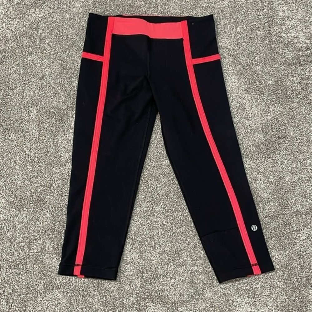 VGC Lululemon Mynah Cropped Leggings - Size 8